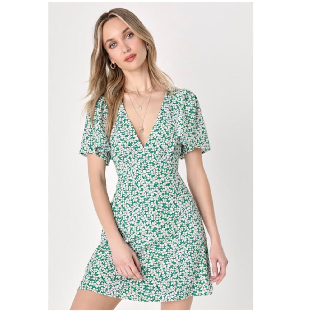 Lulus Gettin' Flirty Green Floral Flutter Sleeve Mini Dress – Medium